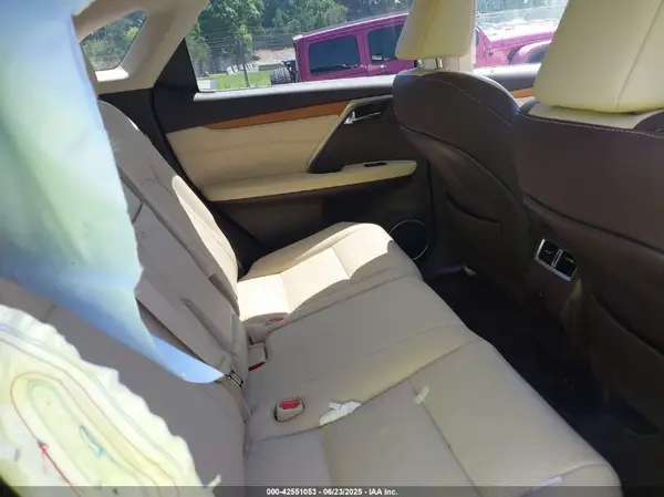2T2BZMCA5HC111845 2017 LEXUS RX - Image 8