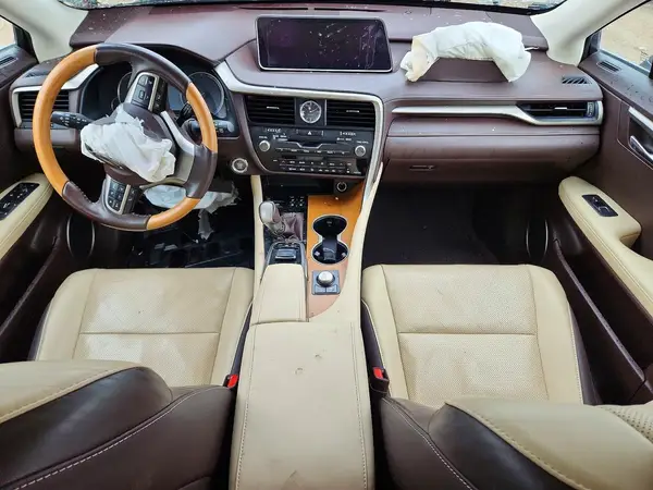 2T2BZMCA5JC140249 2018 LEXUS RX - Image 8