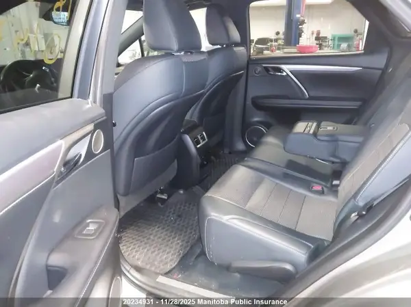 2T2BZMCA5JC143071 2018 LEXUS RX - Image 8