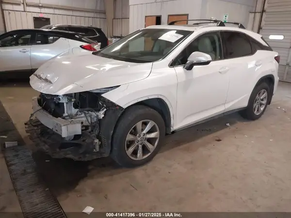 2T2BZMCA5JC144530 2018 LEXUS RX - Image 2