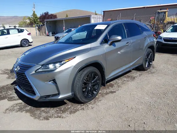 2T2BZMCA5JC145628 2018 LEXUS RX - Image 2