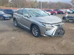 2T2BZMCA5JC150554 2018 LEXUS RX