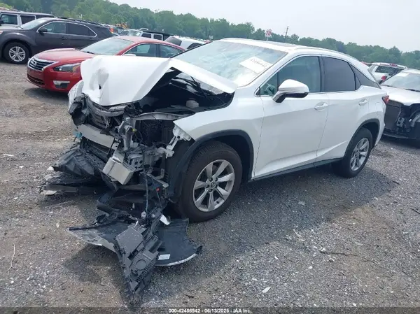 2T2BZMCA5JC163188 2018 LEXUS RX - Image 2