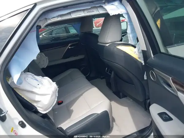 2T2BZMCA5JC163188 2018 LEXUS RX - Image 8