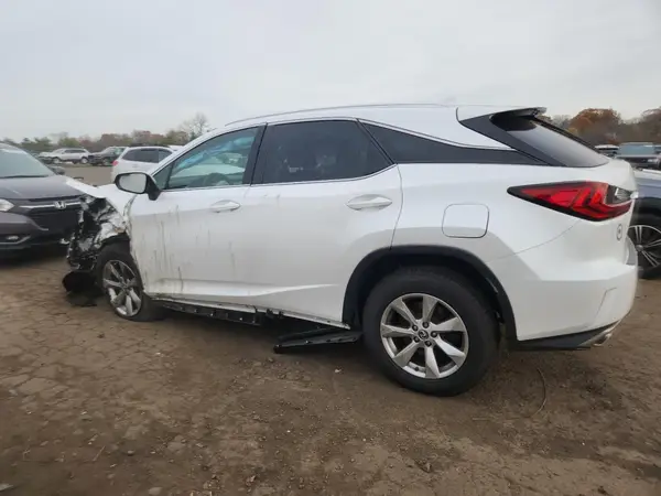 2T2BZMCA5KC184138 2019 LEXUS RX - Image 2
