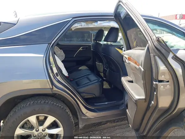 2T2BZMCA5KC186309 2019 LEXUS RX - Image 8