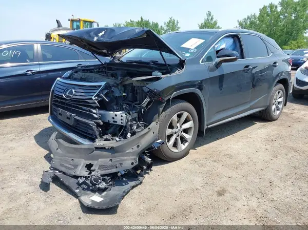 2T2BZMCA5KC193082 2019 LEXUS RX - Image 2