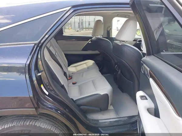 2T2BZMCA5KC195916 2019 LEXUS RX - Image 8