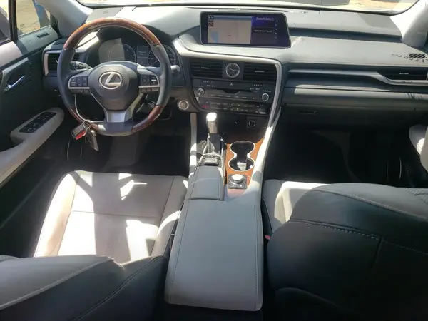 2T2BZMCA5KC202458 2019 LEXUS RX - Image 8