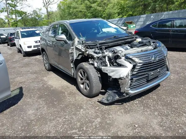 2T2BZMCA5KC204565 2019 LEXUS RX - Image 1