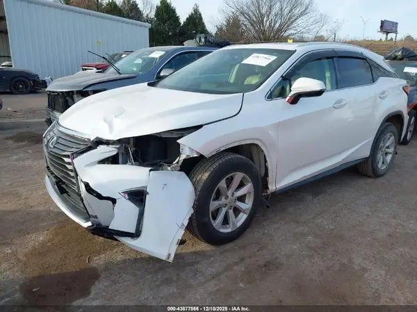 2T2BZMCA6GC006066 2016 LEXUS RX - Image 2