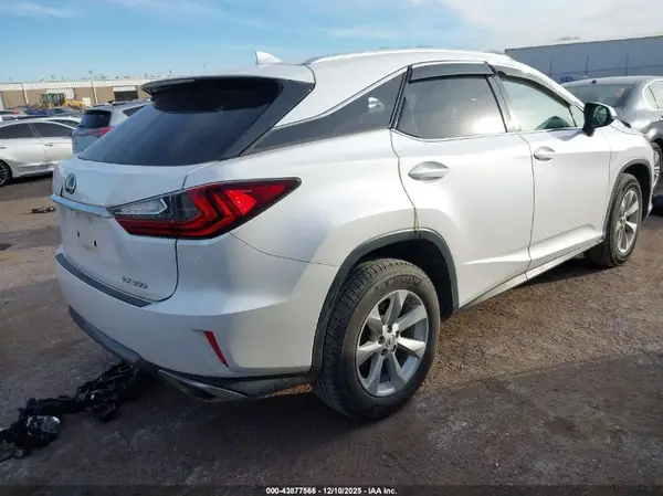 2016 LEXUS RX IAAI lot 43877566 auction photo 4