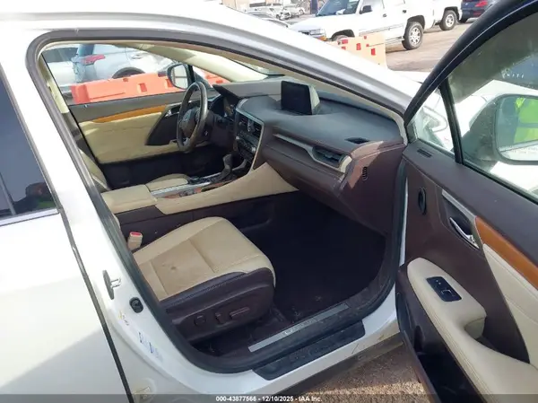2016 LEXUS RX IAAI lot 43877566 auction photo 5