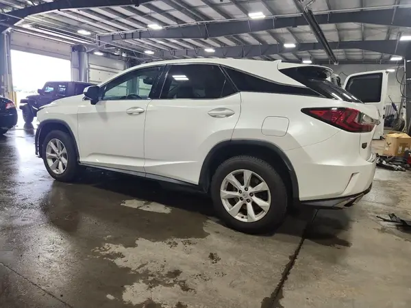 2T2BZMCA6GC036569 2016 LEXUS RX - Image 2