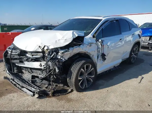 2T2BZMCA6HC062669 2017 LEXUS RX - Image 2