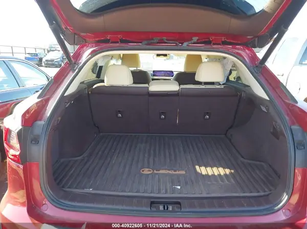 2T2BZMCA6HC065068 2017 LEXUS RX - Image 8