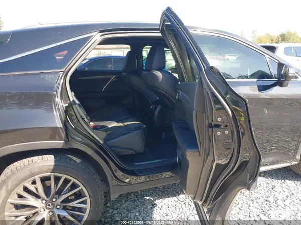 2T2BZMCA6HC068987 2017 LEXUS RX - Image 8