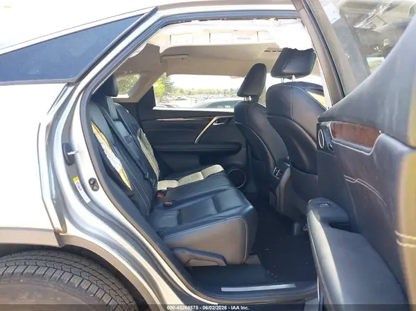 2T2BZMCA6HC094828 2017 LEXUS RX - Image 8