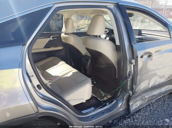 2T2BZMCA6HC098202 2017 LEXUS RX - Image 8