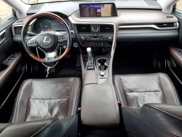 2T2BZMCA6HC114205 2017 LEXUS RX - Image 8