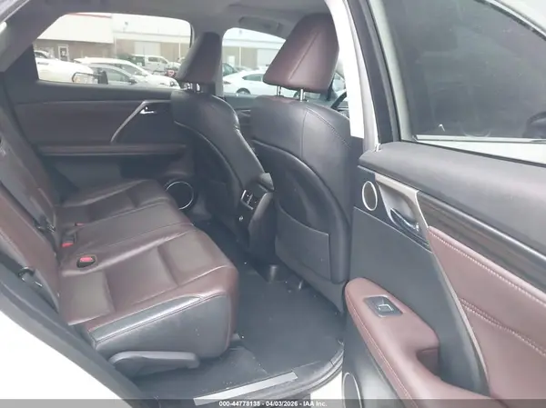 2T2BZMCA6HC123678 2017 LEXUS RX - Image 8