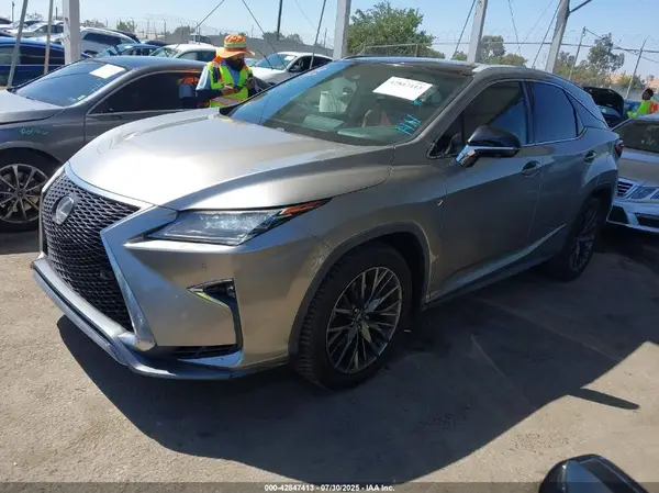 2T2BZMCA6HC127164 2017 LEXUS RX - Image 2