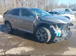 2T2BZMCA6JC138123 2018 LEXUS RX