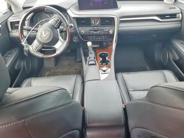 2T2BZMCA6JC138431 2018 LEXUS RX - Image 8