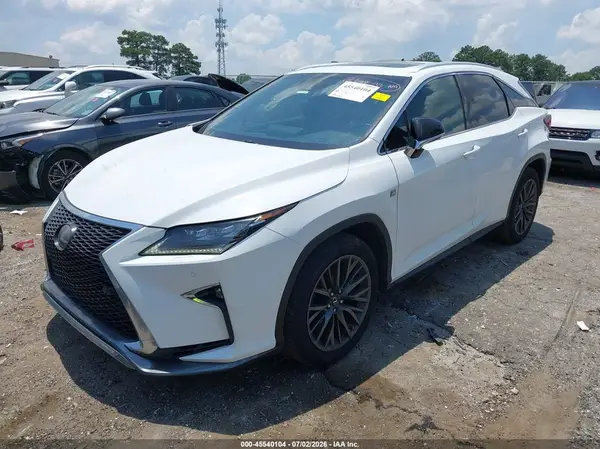 2T2BZMCA6JC139319 2018 LEXUS RX - Image 2