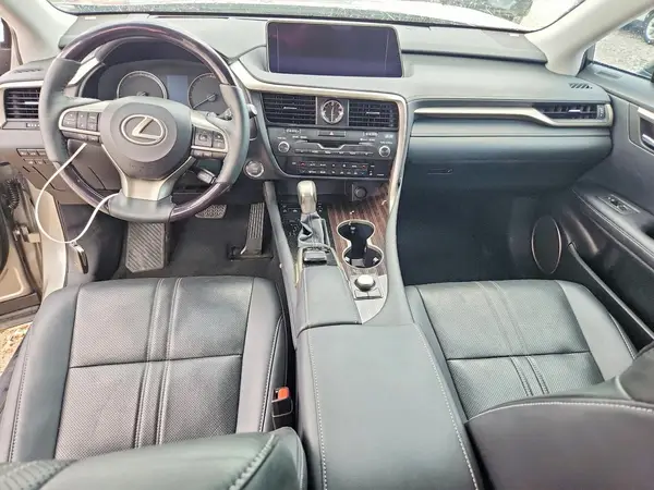 2T2BZMCA6JC141099 2018 LEXUS RX - Image 8