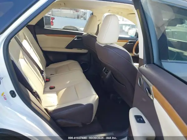 2T2BZMCA6JC143175 2018 LEXUS RX - Image 8
