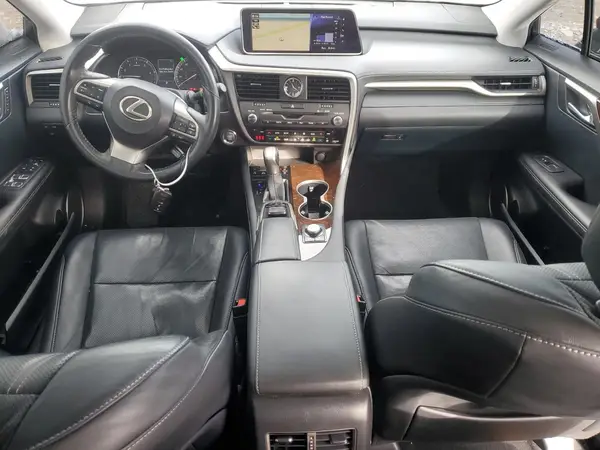 2T2BZMCA6JC155570 2018 LEXUS RX - Image 8