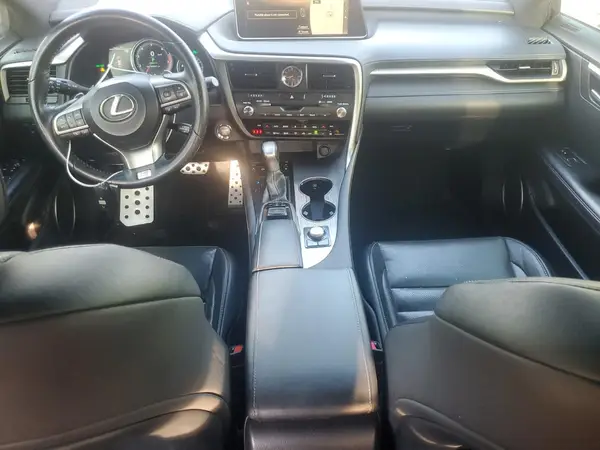 2T2BZMCA6JC164043 2018 LEXUS RX - Image 8