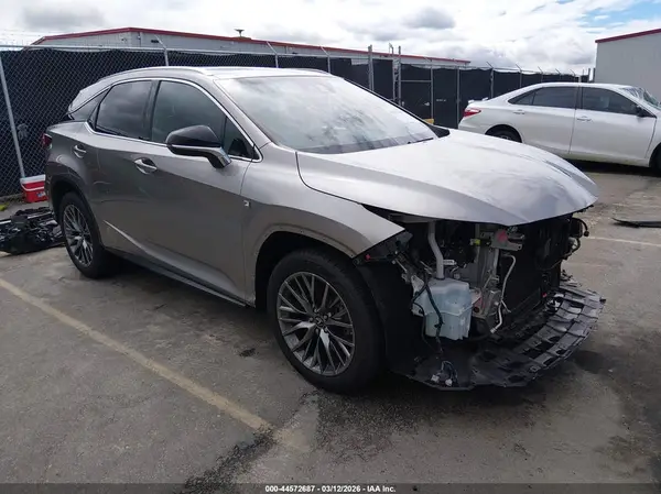 2T2BZMCA6JC166133 2018 LEXUS RX - Image 1