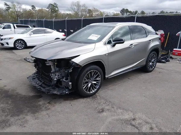 2T2BZMCA6JC166133 2018 LEXUS RX - Image 2