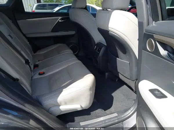 2T2BZMCA6KC191051 2019 LEXUS RX - Image 8