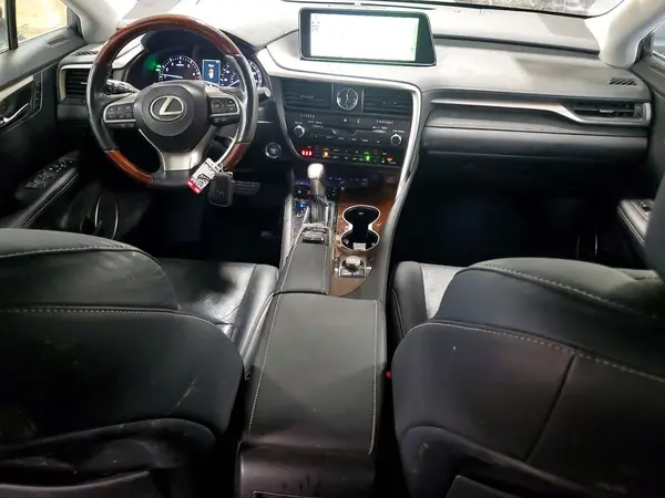 2T2BZMCA6KC211895 2019 LEXUS RX - Image 8