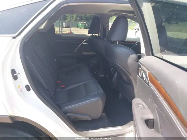 2T2BZMCA7HC057108 2017 LEXUS RX - Image 8