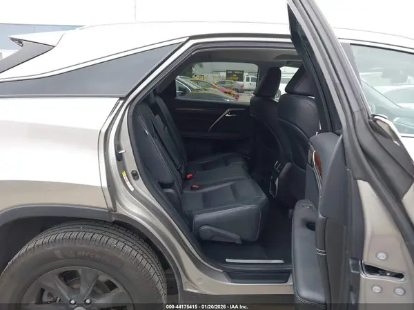 2T2BZMCA7HC127044 2017 LEXUS RX - Image 8