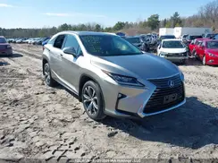 2T2BZMCA7JC136638 2018 LEXUS RX