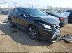 2T2BZMCA7JC150300 2018 LEXUS RX
