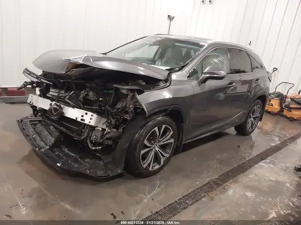 2T2BZMCA7JC152631 2018 LEXUS RX - Image 2