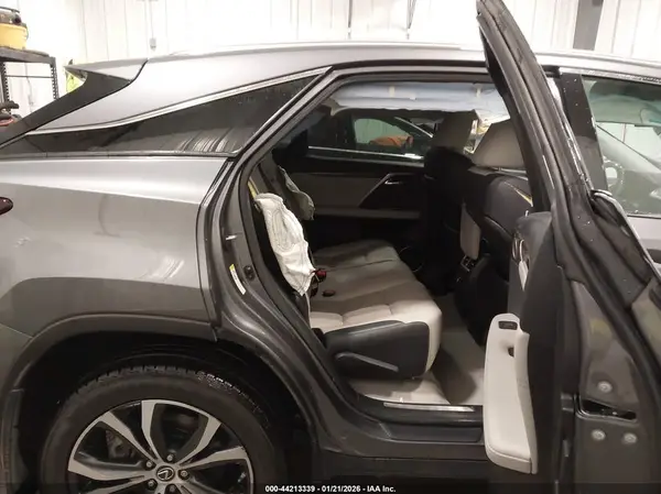 2T2BZMCA7JC152631 2018 LEXUS RX - Image 8