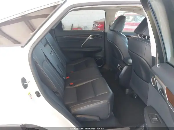 2T2BZMCA7JC152807 2018 LEXUS RX - Image 8