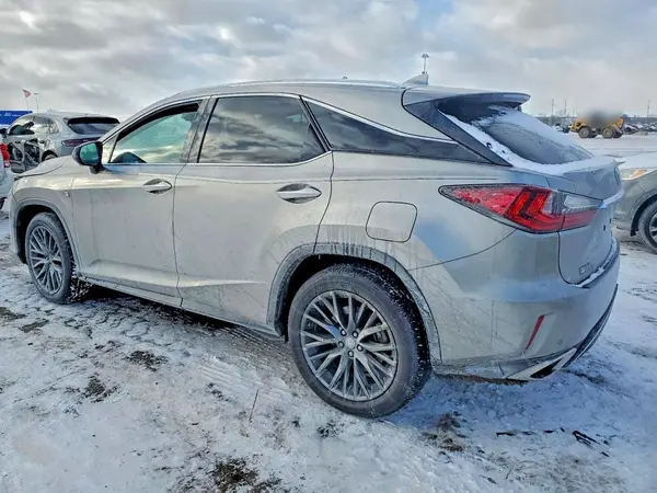 2T2BZMCA7JC155576 2018 LEXUS RX - Image 2