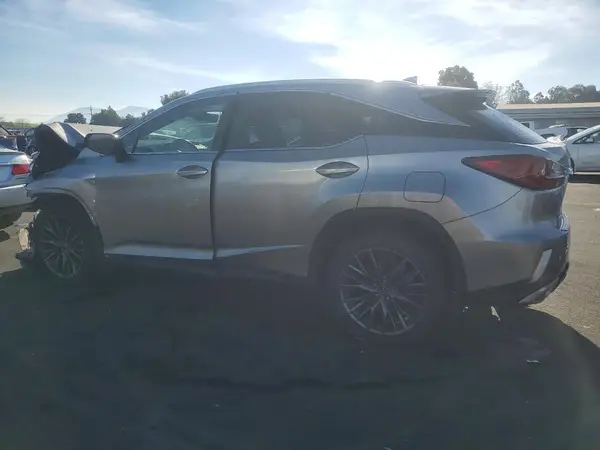 2T2BZMCA7JC156095 2018 LEXUS RX - Image 2