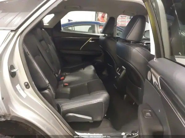 2T2BZMCA7JC163886 2018 LEXUS RX - Image 8