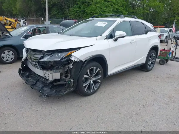 2T2BZMCA7KC169897 2019 LEXUS RX - Image 2