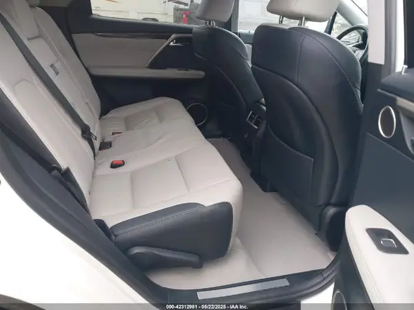 2T2BZMCA7KC169897 2019 LEXUS RX - Image 8