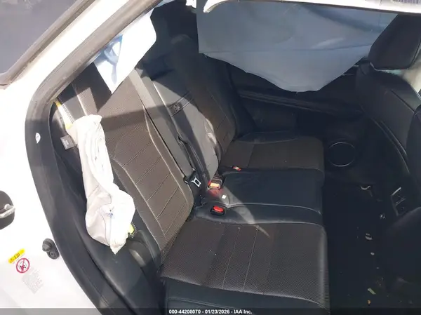 2T2BZMCA7KC172184 2019 LEXUS RX - Image 8